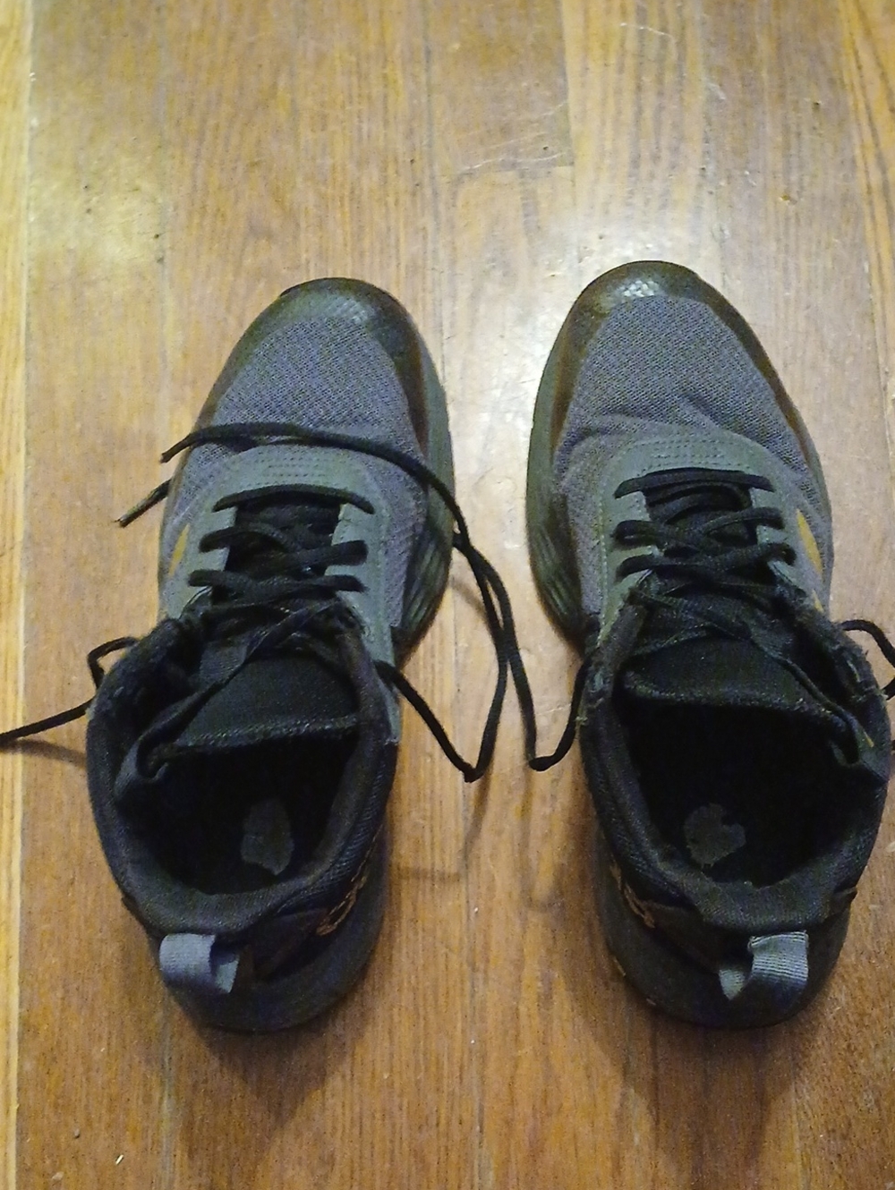 adidas Men's Dark Gray and Black Training Sneakers
